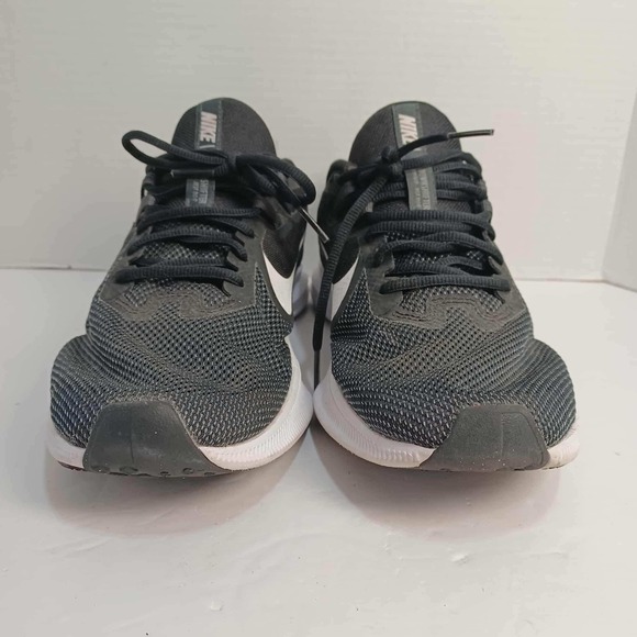 Nike Downshifter 9 Running Shoes AQ7486-001 Gray White Sneakers Women's‎ Size 11 - Picture 3 of 7